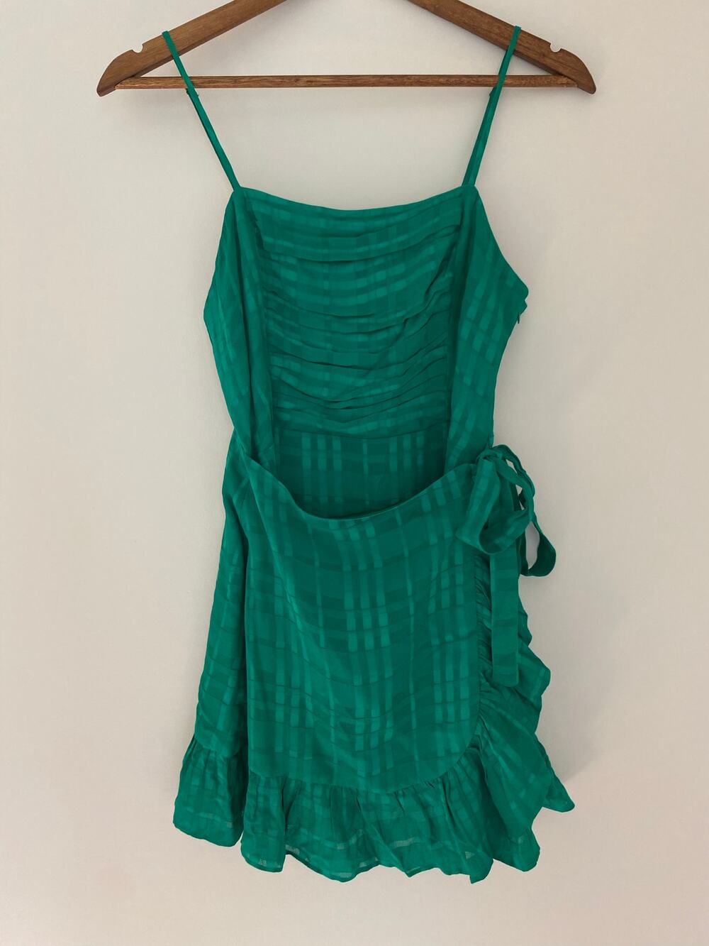 Privacy Please Henley Mini Dress in Green Faux Wrap Ruffle Flutter Summer EUC S